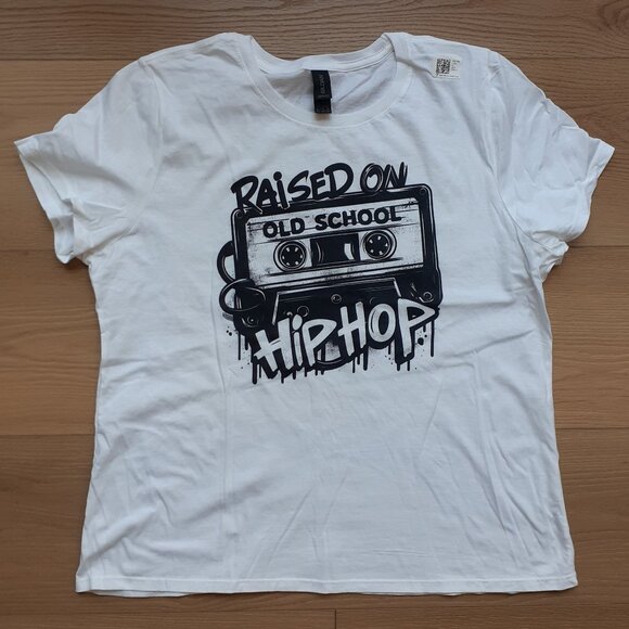New Women's XL Raised on Old Schook Hip-Hop White T-Shirt - Picture 4 of 4